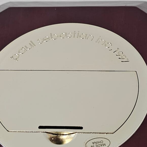 Copied - Paul Sebastian Dark Red Wooden Desk/Mantel/Shelf Quartz Clock 1997 - Picture 4 of 7